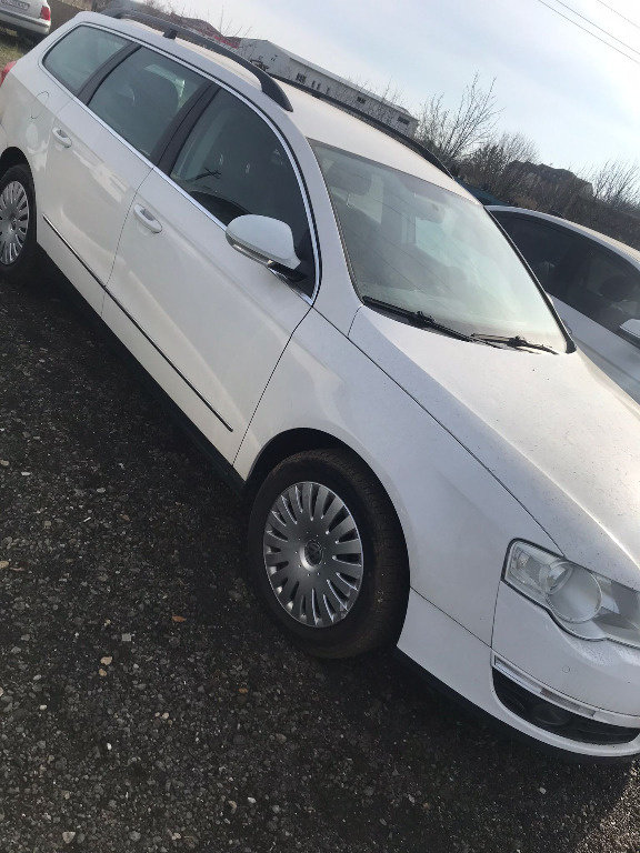 Set amortizoare spate Volkswagen Passat 