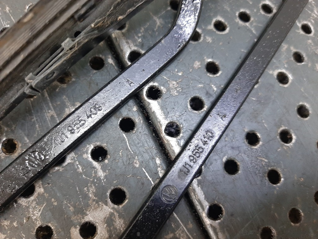 Set brate stergator vw bora 1j 1j1955409