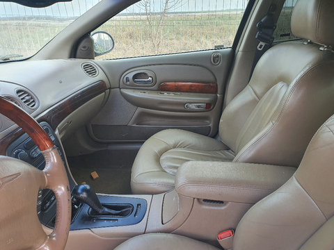 Set Centuri Fata Chrysler 300M, 2.7 V6 24V, 204CP, 2002