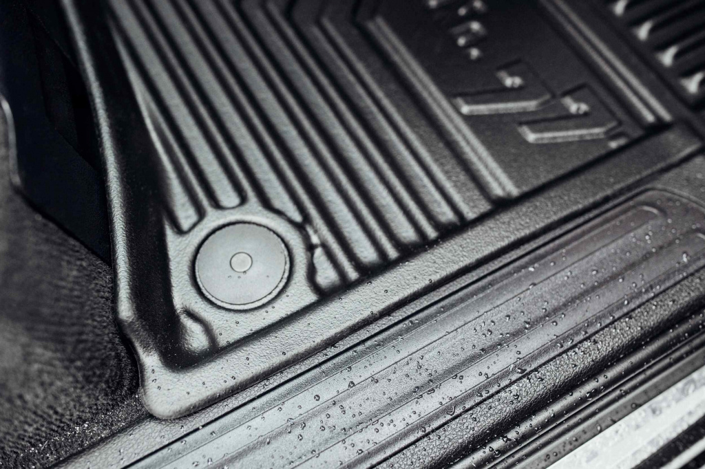 Set covorase Frogum 77408012 la FORD GAL