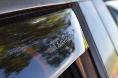 SET DEFLECTOARE AER FATA FARAD PENTRU BMW X3 (E83)