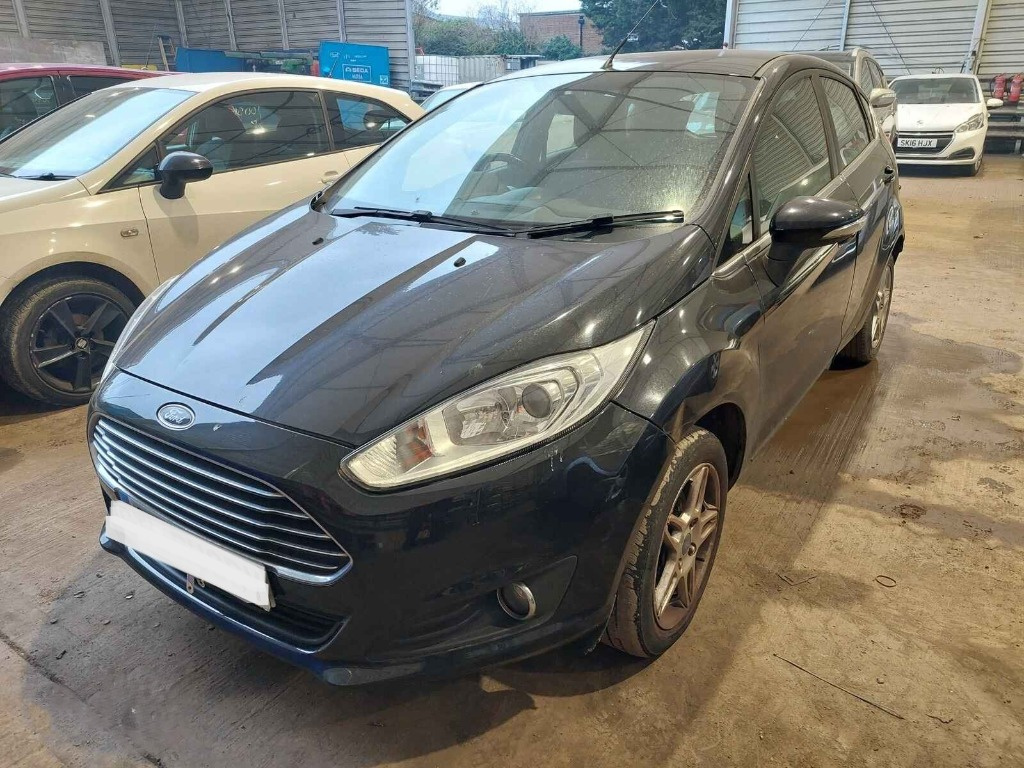 Set faruri Ford Fiesta 6 2013 HATCHBACK 1.5 SOHC D