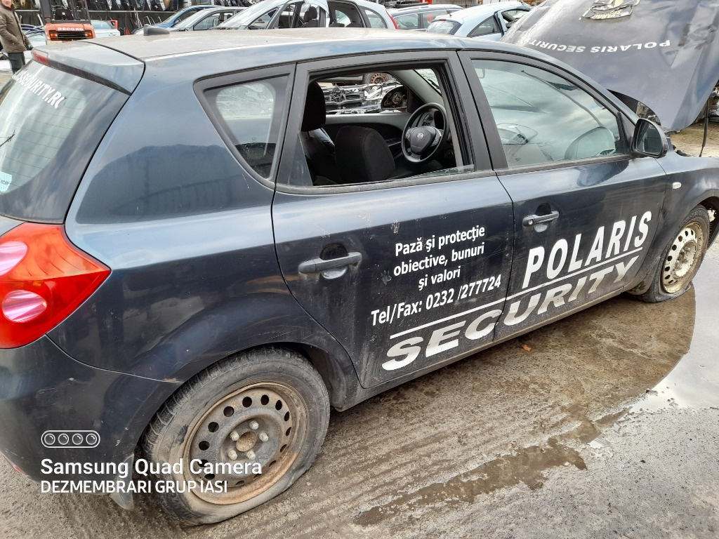 Set faruri Kia Ceed 2008 hatchback 1.6 benzina
