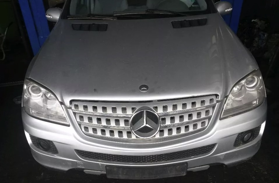 Set faruri Mercedes M-Class W164 2006 suv 3.0