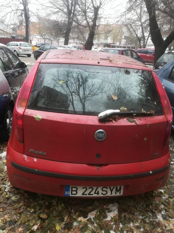 Set fete usi Fiat Punto 2005 hatchback 1.4 benzina,70 KW