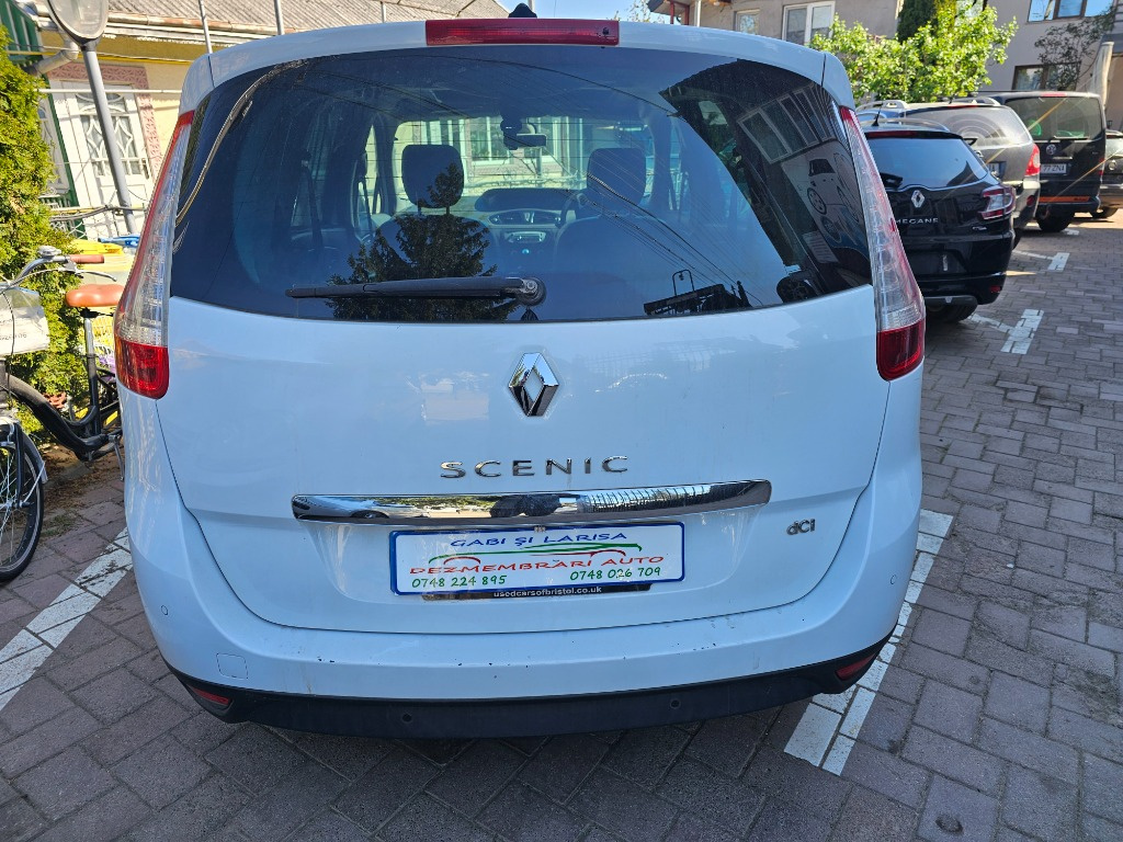 Set fete usi Renault Grand Scenic 2012 T