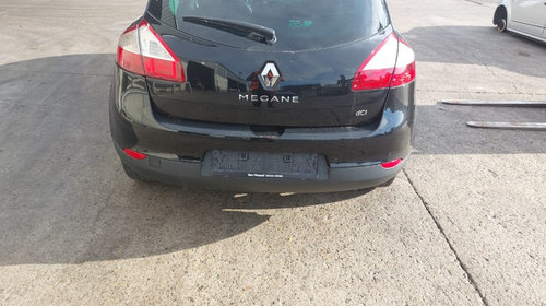 Set fete usi Renault Megane 3 2013 Hatch