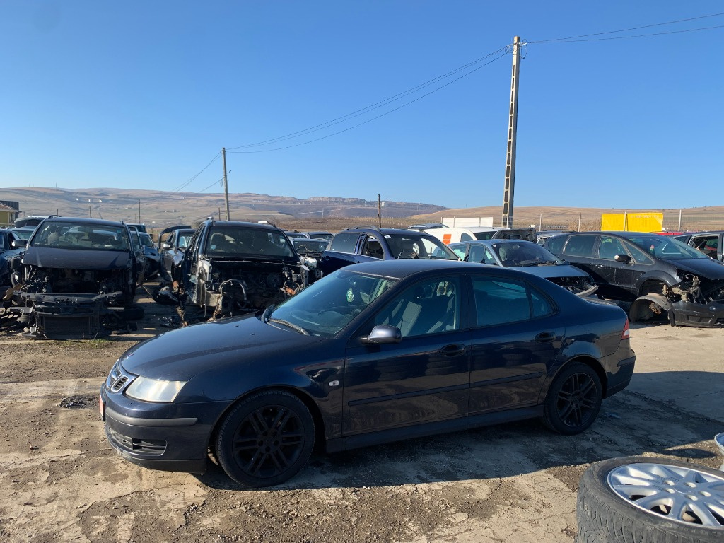 Set fete usi Saab 9-3 2004 limuzina 2200