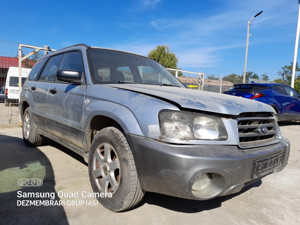 Set fete usi Subaru Forester 2004 SUV 2.0 benzina
