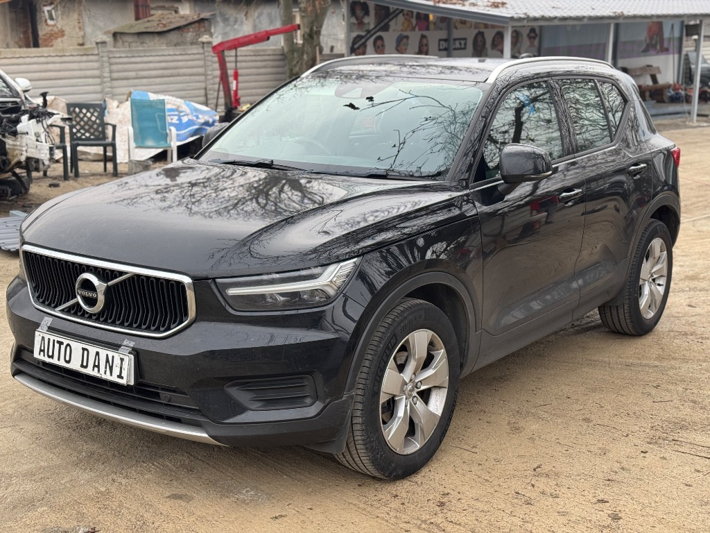 Set fete usi Volvo XC40 2020 Suv 1.4