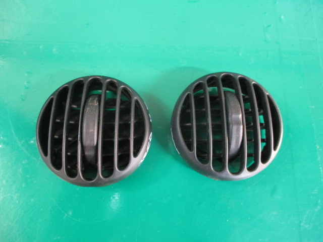 SET GRILE / GURI VENTILATIE / AERISIRE BORD JEEP CHEROKEE KJ FAB. 2001 - 2008 ⭐⭐⭐⭐⭐