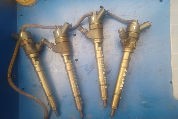 Set injectoare VERIFICATE SI TESTATE 0445110064 2.0 CRDI Hyundai Santa Fe CM [2006 - 2010] Crossover 2.2 CRDi AT (150 hp)