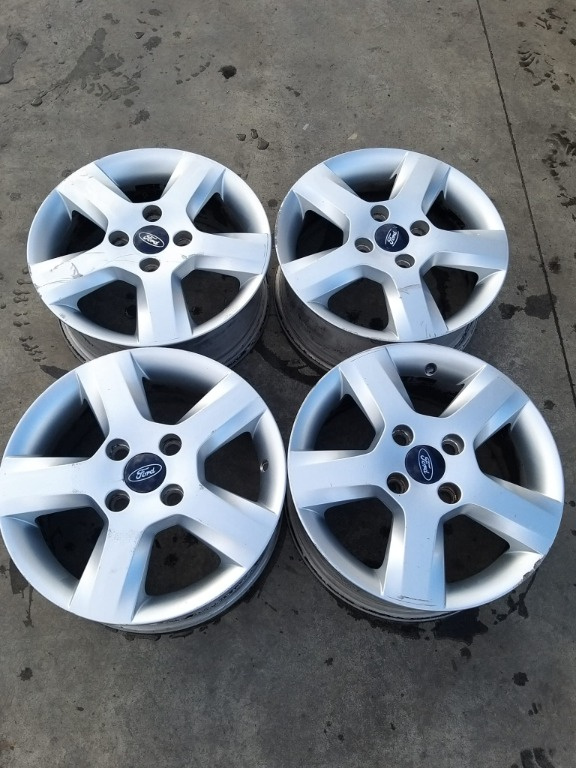 Set jante aliaj r15 ford fiesta 6 cb1 ccn 5s6jaa