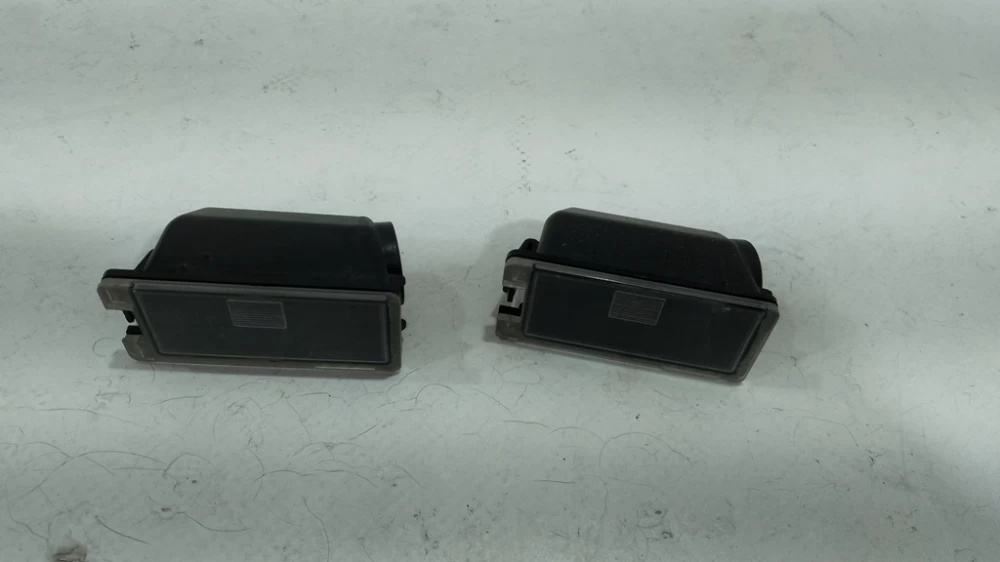 Set lampa numar stanga + dreapta Ford Kuga 2 An 20