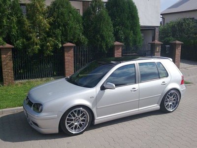 Set praguri VW Golf 4 GTI editie 25