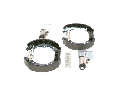 Set saboti frana 0 204 114 692 BOSCH pentru Toyota