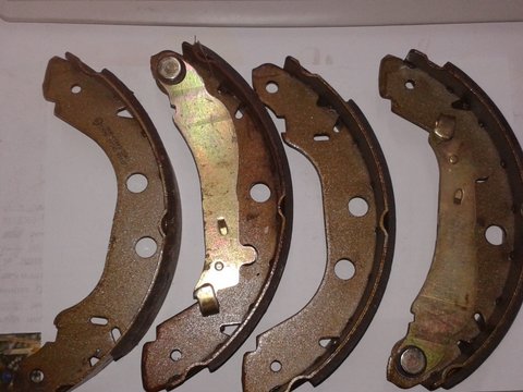 Set saboti frana Nissan Kaubistar Primera