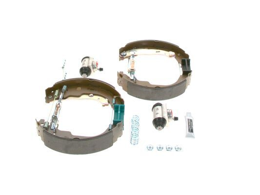 Set saboti frana # Peugeot 207 2008 2009 2010 2011 2012 2013 2014 2015 2016 2017 2018 2019 2020 2021 2022 2023 2024 2025 # 0 204 114 193 # BOSCH
