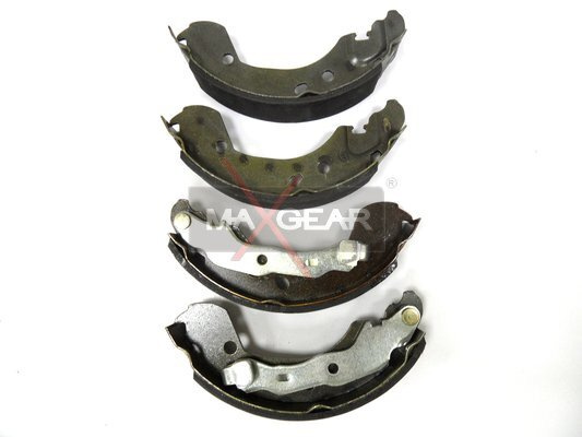 Set saboti frana # Renault Clio 2010 2011 2012 2013 2014 2015 2016 2017 2018 2019 2020 2021 2022 2023 2024 2025 # 19 0316 # MAXGEAR