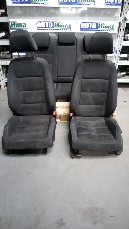 Set scaune fata si spate material negru piele Alcantara VOLKSWAGEN Golf VII 2012-2020
