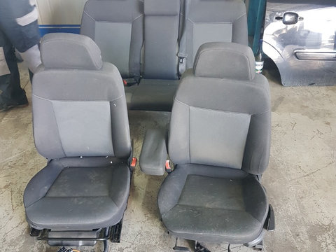 SET SCAUNE INTERIOR Opel Zafira B 2006 Monovolum 1.9 CDTI, 88kw, Z19DT, E4