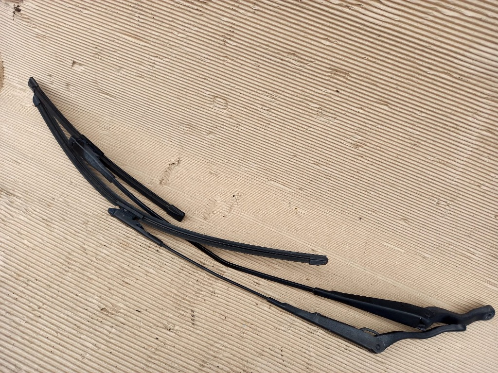 Set stergator parbriz brate plus lamele Opel Corsa E 2014--2019