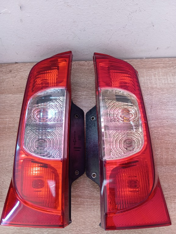 Set stopuri Peugeot Bipper an de fabricație 2008