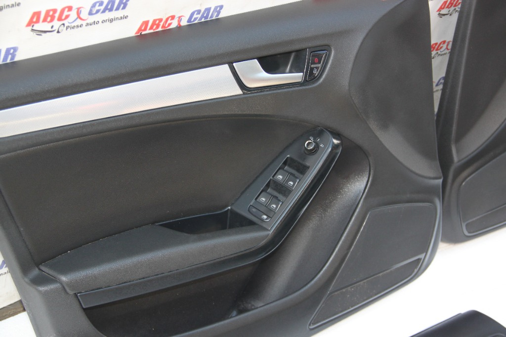 Set tapiterii usi Audi A4 B8 8K limuzina