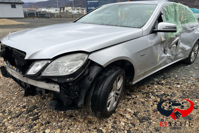 Sigla capota portbagaj Mercedes-Benz E-Class W212 