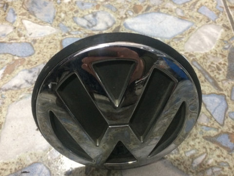 Sigla capota portbagaj Volkswagen Bora [1998 - 2005] Sedan 1.9 TDI MT (150 hp) (1J2)