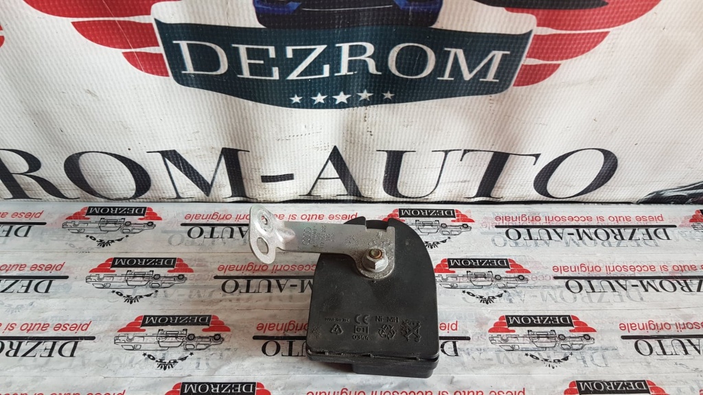 Sirena alarma Skoda Yeti cod piesa : 1K0