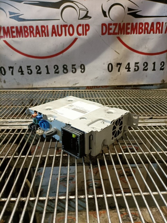 Sistem navigatie gps Peugeot 5008 cod 9839633180