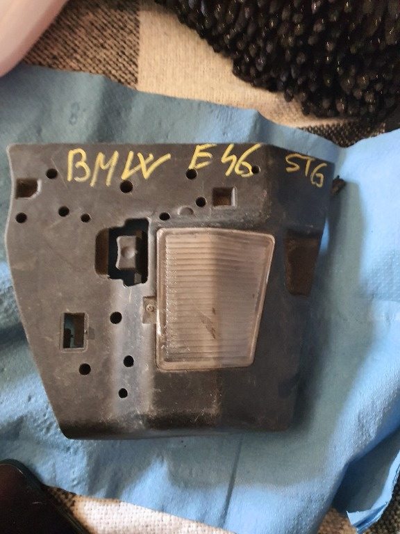 Soclu lampa stanga BMW E46 1999