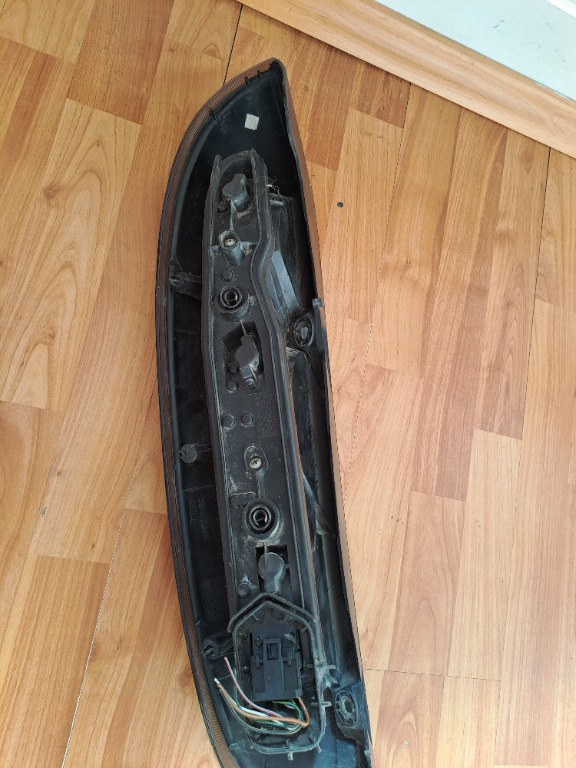 Soclu pentru stop dreapta Opel Corsa C