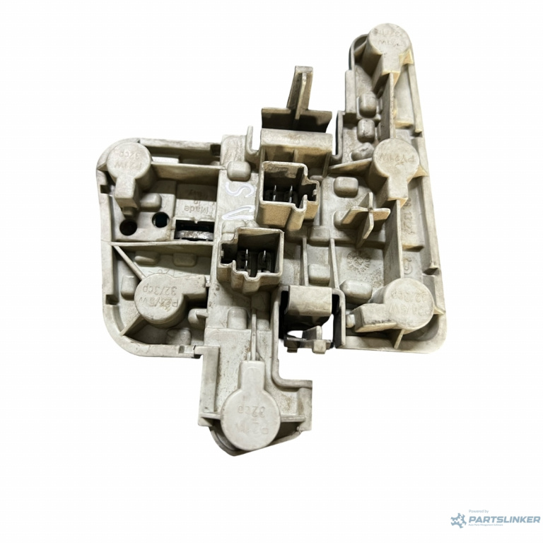 Soclu stop dreapta spate VOLVO V50 MW, 545 2003 - 