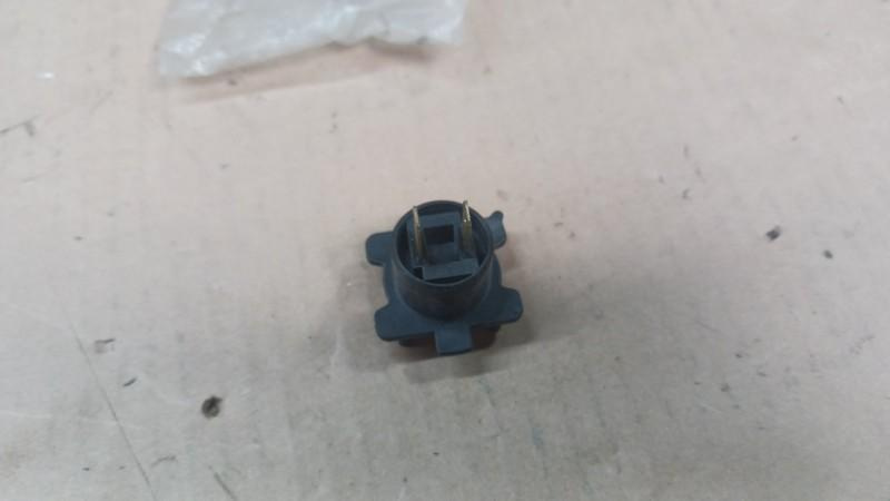 Soclu Toyota Yaris (1999-2005) 9006981010