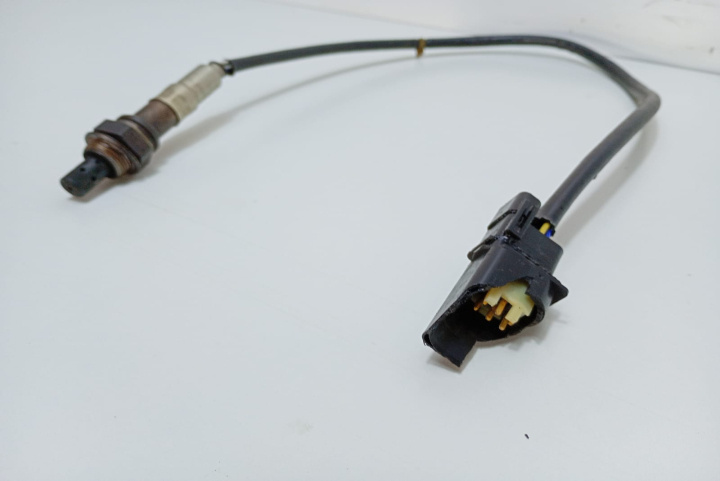 Sonda lambda mufa defect 06E906265S Audi Q5 8R [20