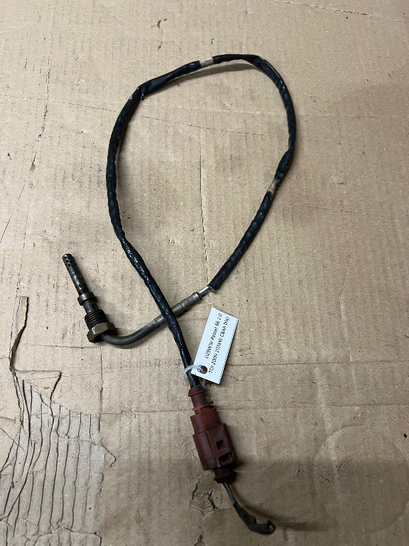 Sonda lambda Volkswagen Passat B6 2.0 TDI 103 kW 140 CP CBAB Euro 4 DSG 2009