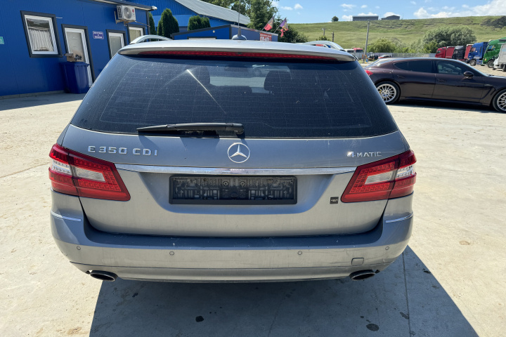Spalator far dreapta Mercedes-Benz E-Cla