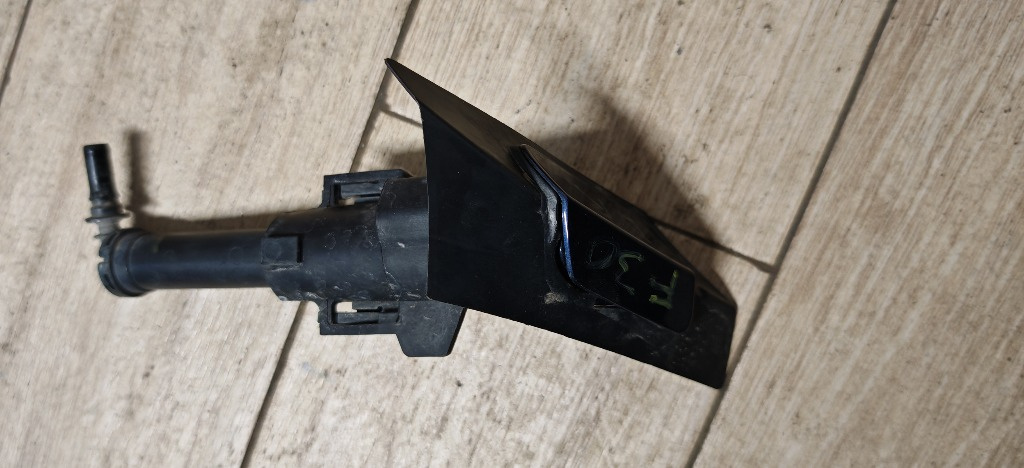 Spalator far stanga dreapta bmw f20 f21 f30 f31 f32 f34 f36