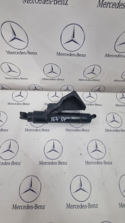 Spalator far stanga Mercedes ML320 cdi W164