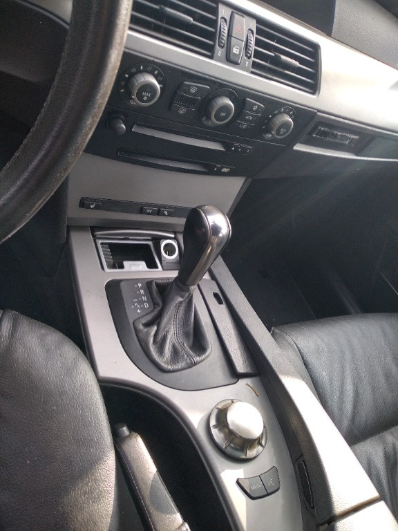 Spalator faruri BMW E61 2005 break 2.5d