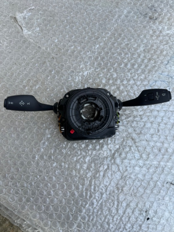 Spira volan cu manete BMW Seria 5 F10 2.0 D cod motor N47D20D an 2012 cod e000280791