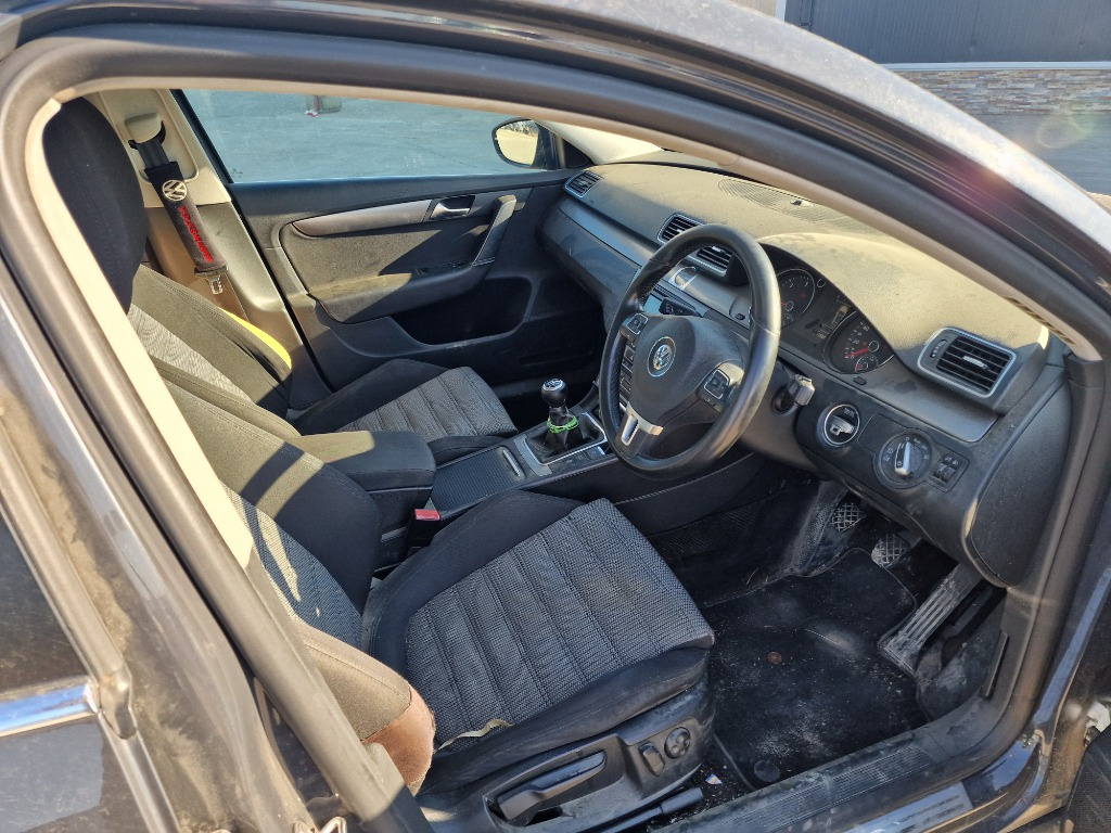 Spira volan Volkswagen Passat B7 2012 2.0 TDI BlueMotion CFF 103KW/140CP [ANGLIA]