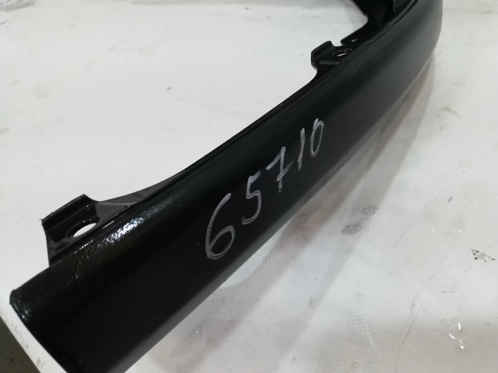 Spoiler bara fata Toyota Highlander An 2