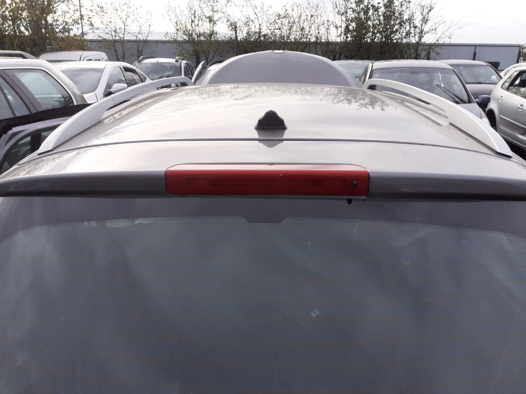 Spoiler cu stop frana Renault megane 3 2011 1.5 DCI