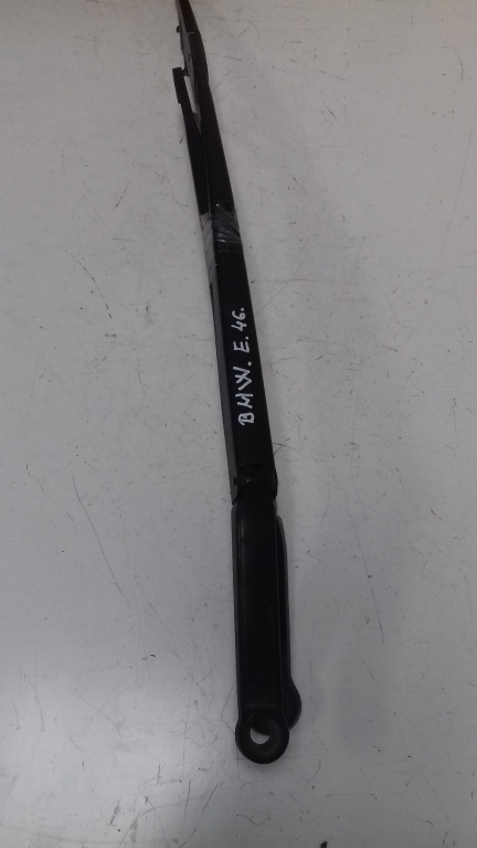 Stergator STANGA SI DREAPTA BMW E46 SERIA 3 2004....