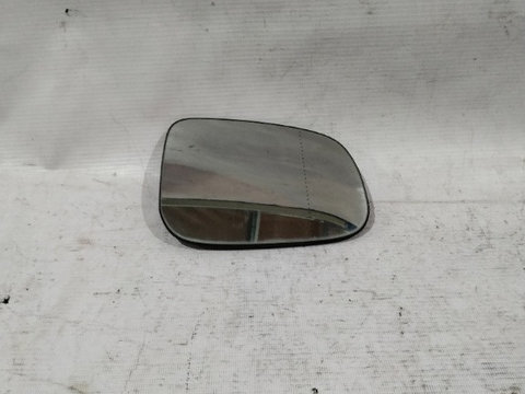 Sticla oglinda dreapta Volvo c30 c70 s40 s60 s80 v70 3001-892