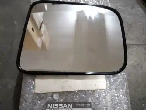 Sticla oglinda stanga OEM Nissan Patrol Y61