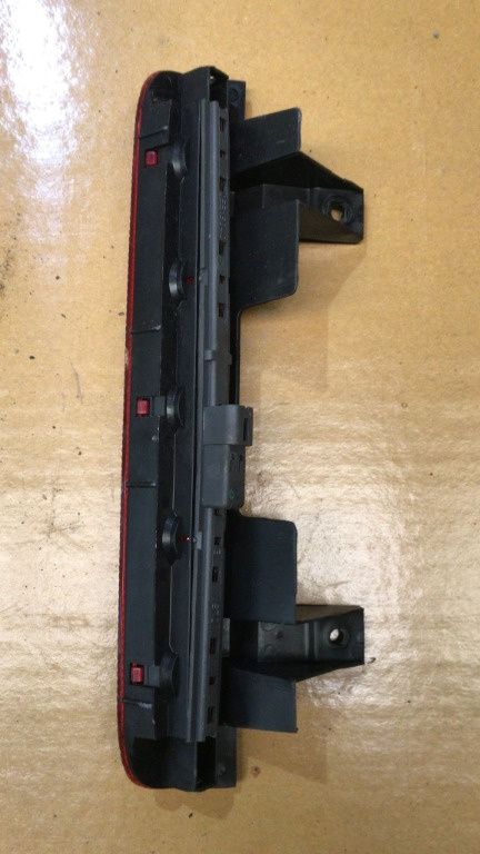 Stop aditional frana Opel Agila 2001 2002 2003 2004 2005 03318040
